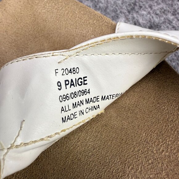 ✅Mossimo Paige Womens 9 White Strappy Thong Wedge Sandals All Man-Made Materials - Picture 3 of 12